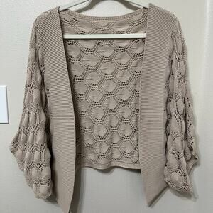 Shrug knitted one‎ size beige open front cropped